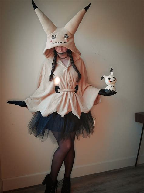 mimikyu outfit.